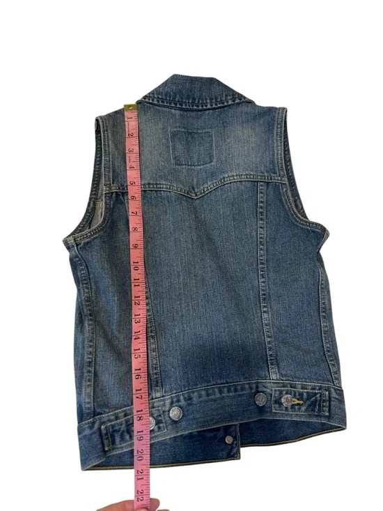 Levi’s Denim Vest, size small, like new condition - Picture 8 of 9